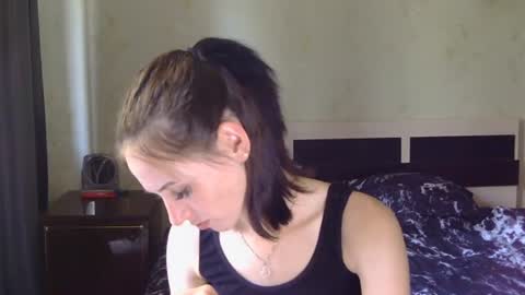 Snapshot of seasonhamiss chatting on 06.24.26 Kate online show from 06.24.26
