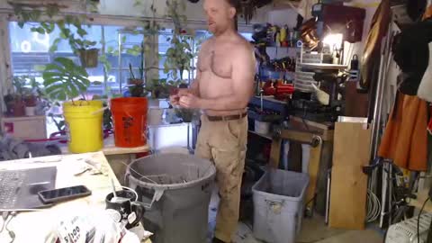 Snapshot of seattlemanwhore chatting on 05.10.26 Seattlemanwhore online show from 05.10.26