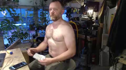 Snapshot of seattlemanwhore chatting on 06.15.26 Seattlemanwhore online show from 06.15.26