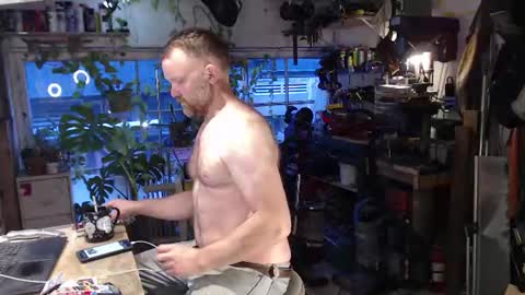 Snapshot of seattlemanwhore chatting on 06.18.26 Seattlemanwhore online show from 06.18.26