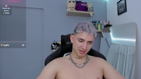 Snapshot of sebas__23 chatting on 02.19.25 Sebastin online show from 02.19.25