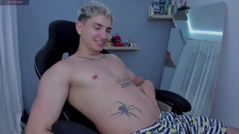 Snapshot of sebas__23 chatting on 02.28.25 Sebastin online show from 02.28.25