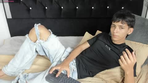Sebastian Alvarez online show from 05.06.26