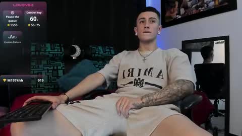 Snapshot of sebas_maverick chatting on 02.20.26 Sebastian online show from 02.20.26