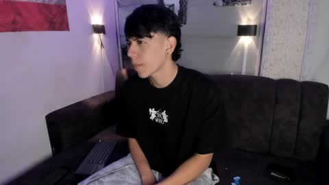 sebas_pretty7 online show from 04.01.26