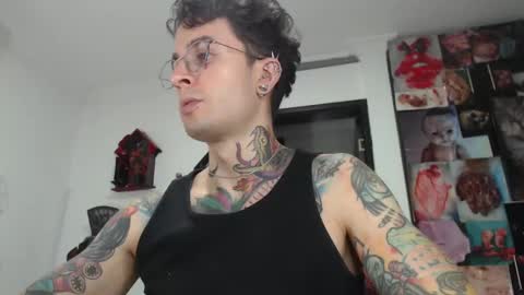 Snapshot of sebasbigdick_ chatting on 02.26.25 spityio instagram online show from 02.26.25