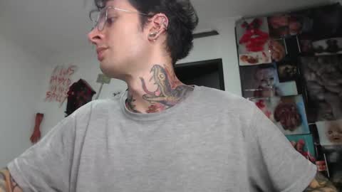 Snapshot of sebasbigdick_ chatting on 09.12.25 spityio instagram online show from 09.12.25