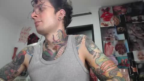 Snapshot of sebasbigdick_ chatting on 09.17.25 spityio instagram online show from 09.17.25