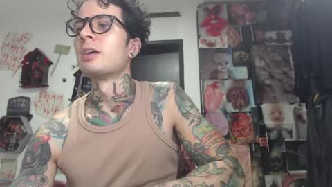 Snapshot of sebasbigdick_ chatting on 05.12.26 spityio instagram online show from 05.12.26