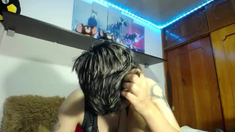 Snapshot of sebastian_posse chatting on 03.10.26 Myystiic online show from 03.10.26