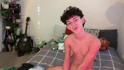 Snapshot of sebastianerosxxx chatting on 01.08.25 SebastianErosX online show from 01.08.25