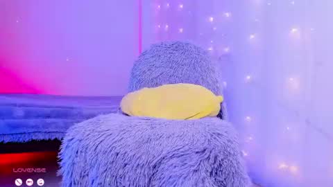    .  INDEPENDENT MODEL online show from 07.06.26