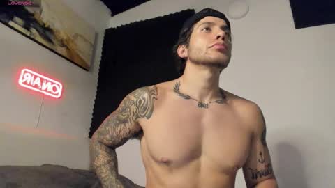 Snapshot of sebastianortizm chatting on 02.23.26 Lucian Sinclair online show from 02.23.26