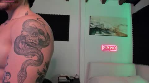 Snapshot of sebastianortizm chatting on 03.13.26 Lucian Sinclair online show from 03.13.26