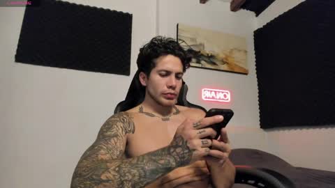 Snapshot of sebastianortizm chatting on 03.30.26 Lucian Sinclair online show from 03.30.26