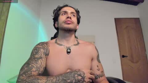 Snapshot of sebastianortizm chatting on 05.27.26 Lucian Sinclair online show from 05.27.26