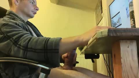 sebastianspalding450 online show from 05.01.26