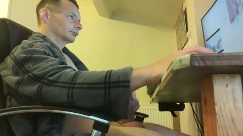 sebastianspalding450 online show from 05.04.26