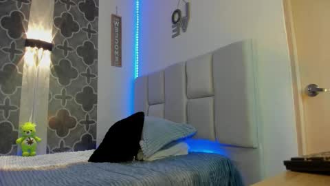 Snapshot of sebastiian69_ chatting on 10.01.25 Sebas online show from 10.01.25