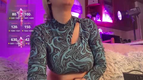 Hennriette    and Sebastian     online show from 01.17.26