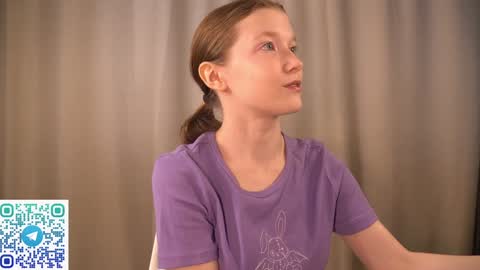 Snapshot of second_aid chatting on 01.27.25 Brenda online show from 01.27.25