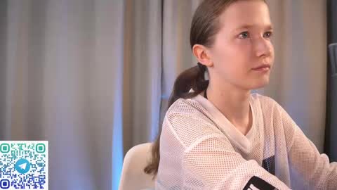 Snapshot of second_aid chatting on 02.10.25 Brenda online show from 02.10.25