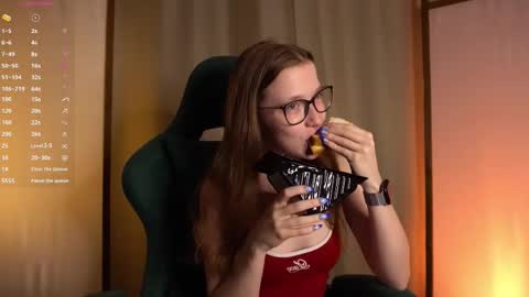 Snapshot of second_aid chatting on 09.13.25 Brenda online show from 09.13.25