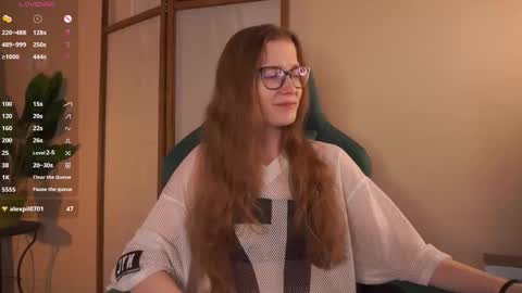 Snapshot of second_aid chatting on 10.30.25 Brenda online show from 10.30.25