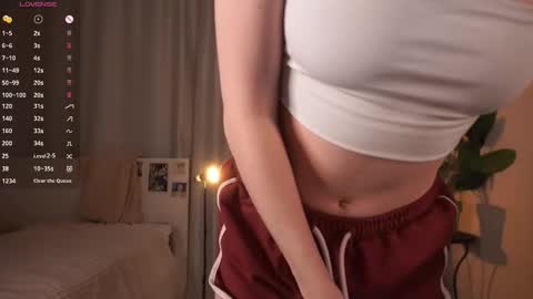 Snapshot of second_aid chatting on 11.23.25 Brenda online show from 11.23.25