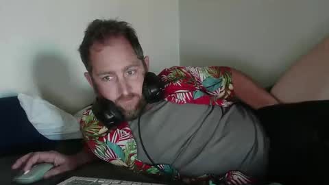 Snapshot of secondselectman chatting on 01.11.26 Sec. secondselectman Big Jim online show from 01.11.26