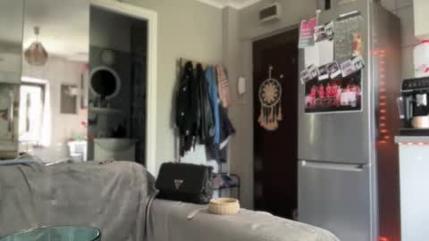 Secret Lovers online show from 04.27.26