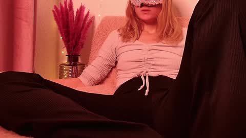 Snapshot of secretanni chatting on 12.25.24 Anni online show from 12.25.24