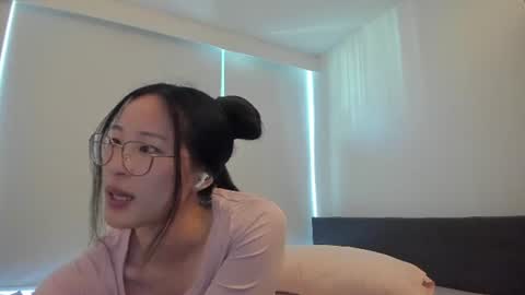 Snapshot of secretgirlfriendxo chatting on 06.18.26 Angela online show from 06.18.26