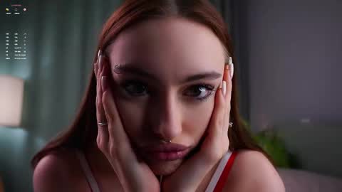 Snapshot of secrethustle chatting on 02.13.26 Lily online show from 02.13.26