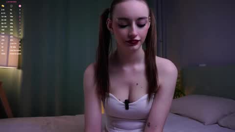 Snapshot of secrethustle chatting on 03.01.26 Lily online show from 03.01.26