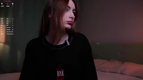 Snapshot of secrethustle chatting on 03.06.26 Lily online show from 03.06.26