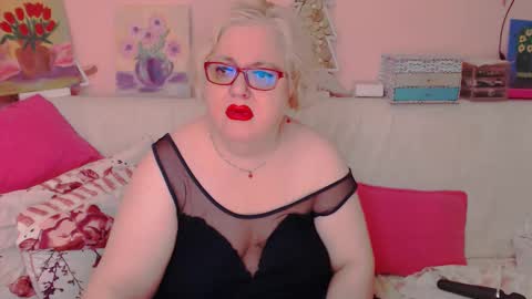 Snapshot of secretloverbbw chatting on 09.19.25 Alice online show from 09.19.25