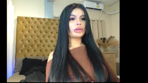 Snapshot of secrets_bae chatting on 12.08.24 secrets_bae online show from 12.08.24