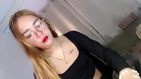 seducing_angela online show from 10.22.25