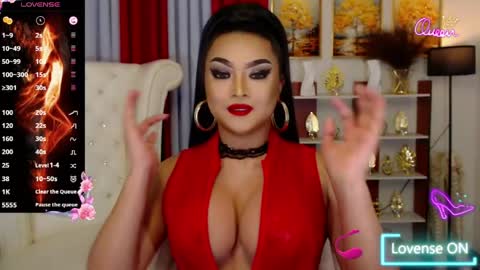 Snapshot of seducinglinda chatting on 04.14.26 seducinglinda online show from 04.14.26