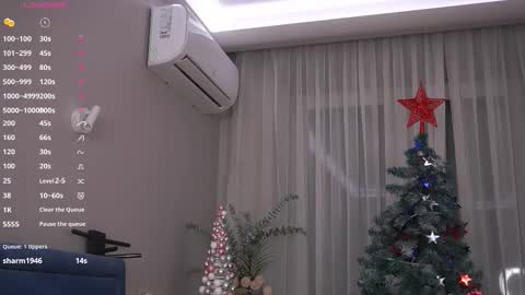 Snapshot of seductique chatting on 01.09.26 Mia online show from 01.09.26