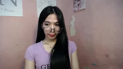 JUST CALL ME ABIA  online show from 03.05.25