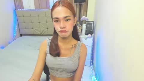 Snapshot of seductive_aliyah chatting on 07.20.26 aliyah online show from 07.20.26