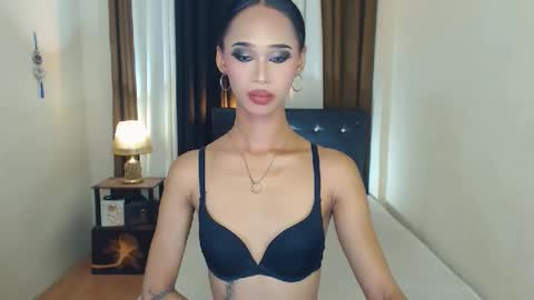 Snapshot of seductive_ashly chatting on 06.02.26 ashly online show from 06.02.26