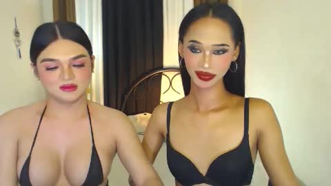 Snapshot of seductive_ashly chatting on 06.04.26 ashly online show from 06.04.26