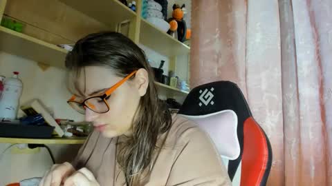 seductive_she_wolf online show from 02.26.26