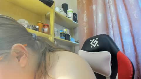 seductive_she_wolf online show from 04.27.26