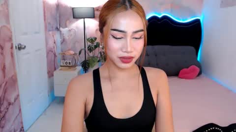 Snapshot of seductive_vana chatting on 01.07.26 Vanessa online show from 01.07.26