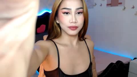 Snapshot of seductive_vana chatting on 02.11.26 Vanessa online show from 02.11.26