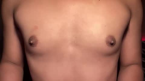 Snapshot of seductive_william chatting on 03.19.26 William online show from 03.19.26